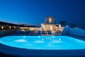 3-bed Villa in Mykonos With Private Pool