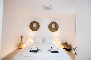 3-bed Villa in Mykonos With Private Pool