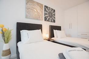 3-bed Villa in Mykonos With Private Pool