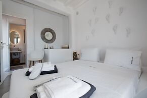 3-bed Villa in Mykonos With Private Pool