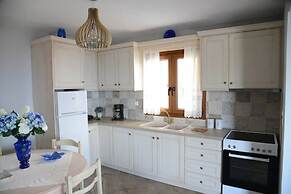 Athena Charming apt with stunning view