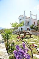 Athena Charming apt with stunning view