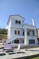 Athena Charming apt with stunning view