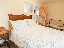 Tolldish Cottage