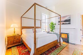 The Inn at Foster Falls