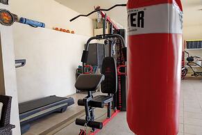 Seaside Adventure Lodging