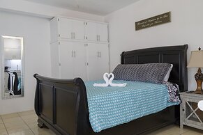 Seaside Adventure Lodging