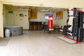 Seaside Adventure Lodging