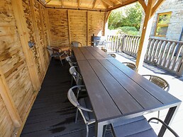 The Old Post Office - Pet Friendly Group Stays in Holmfirth