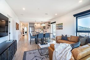 The Big Deck by Revelstoke Vacations