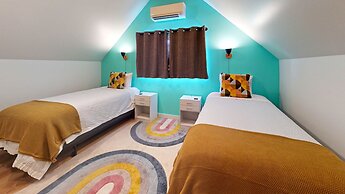 The Commons - Urban Coastal Lodging