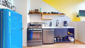 The Commons - Urban Coastal Lodging