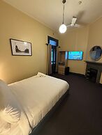Bellbird Hotel