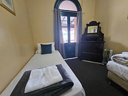 Bellbird Hotel