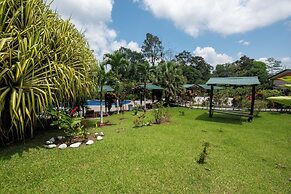 Sueno Dorado Hot Springs Hotel