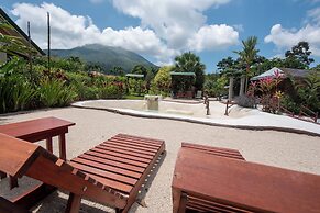 Sueno Dorado Hot Springs Hotel