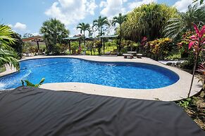 Sueno Dorado Hot Springs Hotel