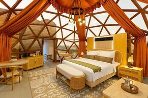 Al Marmoom Oasis Luxury Experiential Desert Resort
