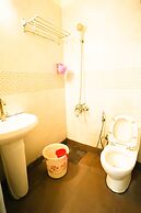 Roomshala 014 Hotel EM