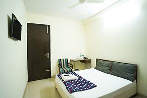 Roomshala 014 Hotel EM