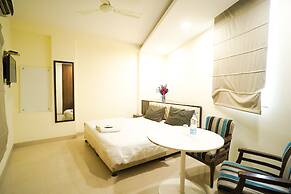 Roomshala 014 Hotel EM