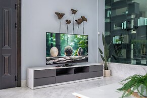 Spacious Pool Villa Tmn Emas Ukay Ampang