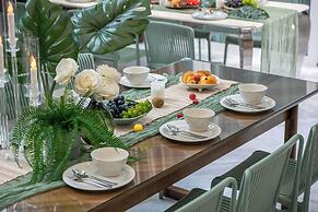 Spacious Pool Villa Tmn Emas Ukay Ampang