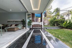 Spacious Pool Villa Tmn Emas Ukay Ampang