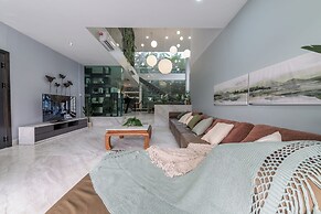 Spacious Pool Villa Tmn Emas Ukay Ampang