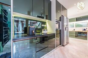 Spacious Pool Villa Tmn Emas Ukay Ampang