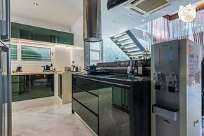 Spacious Pool Villa Tmn Emas Ukay Ampang