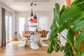 Premier Artful City Loft with Terrace