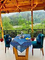 Pumpkin Hotels Corbett, Tusk N Wood