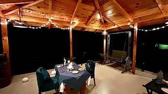 Pumpkin Hotels Corbett, Tusk N Wood