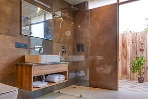 Pumpkin Hotels Corbett, Tusk N Wood