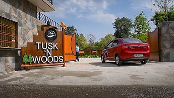 Pumpkin Hotels Corbett, Tusk N Wood