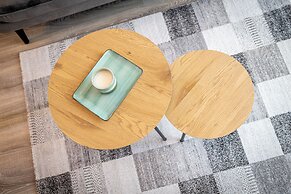 Venus Apartments - Westside Residence