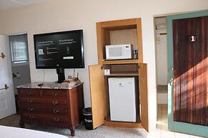 The Bonnie Inn Unit 1