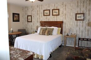 The Bonnie Inn Unit 1