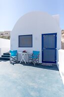 Santorita Suites