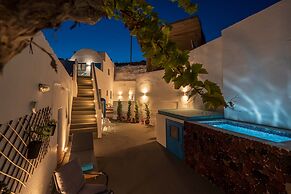 Santorita Suites