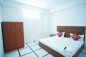 Roomshala 045 Galaxy Noida 35