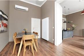 Venus Apartments - Italian Stylish