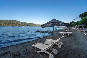 CLUB BELLAMARE  BEACH