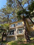 CLUB BELLAMARE  BEACH