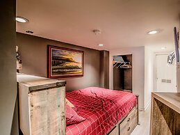 Downtown Artist Enclave