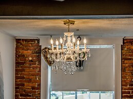 Downtown Artist Enclave