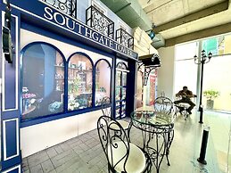 Le Places The Grand Riverside Saigon Apartment