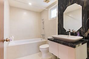 Le Places The Grand Riverside Saigon Apartment