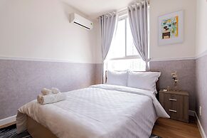Le Places The Grand Riverside Saigon Apartment